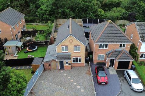 15 Fairoak Close