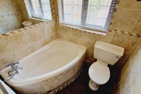 3 SEATON ENSUITE