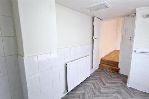 Alternative Bathroom