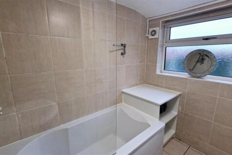 Alternative Bathroom