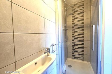 En Suite Shower Room