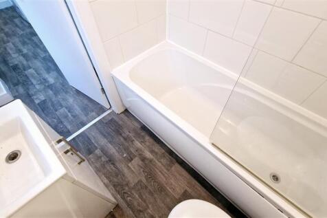 Alternaitve Bathroom