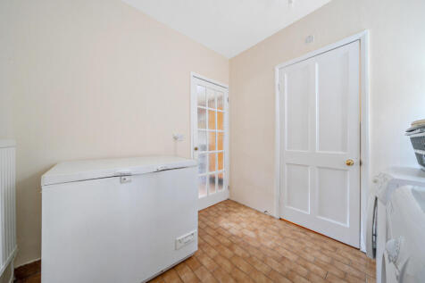 1346372-12-68c93f...