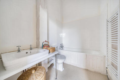 1357933-6-68d40da...