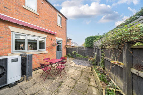 1370683-2-68f8b5f...