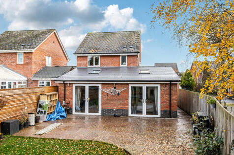 1373635-2-690b6a9...