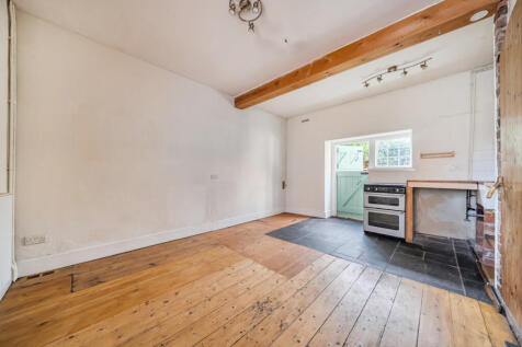 1376430-12-690b6a...