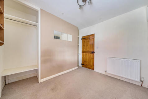 1376430-6-690b6a5...