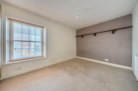 1376430-1-690b6a4...