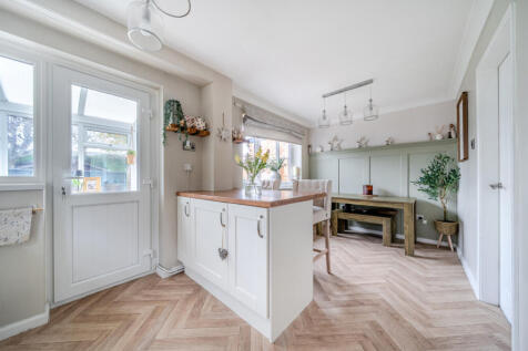 1382101-10-691721...