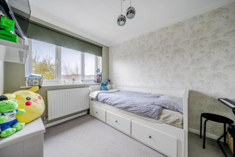 1382101-17-691722...