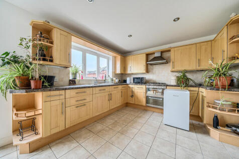 1380159-11-691387...