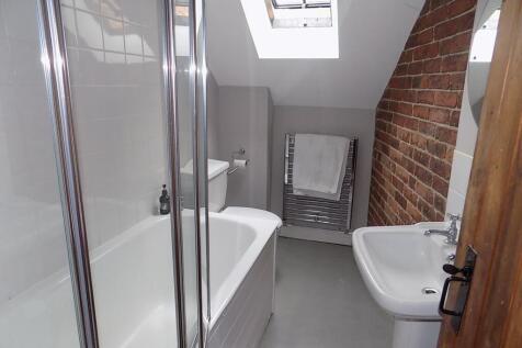 En suite shower room