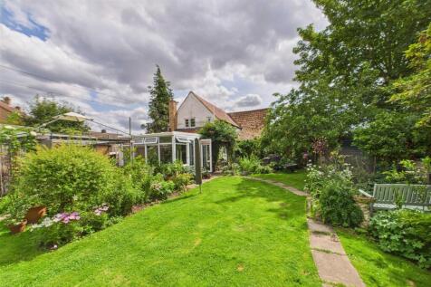 CAM01211G0-PR0279-STILL022