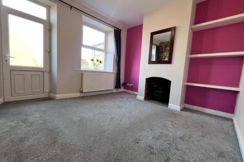 SITTING ROOM 1