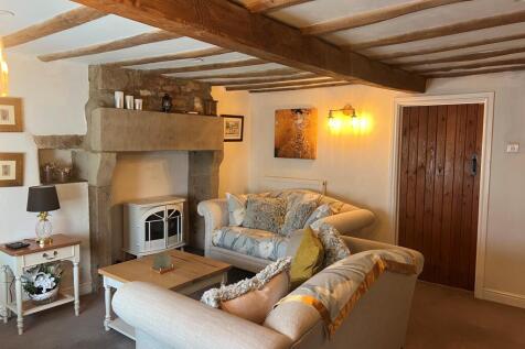 Living room 2