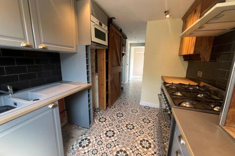Kitchen 2