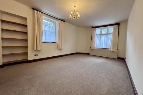 LIVING ROOM 2