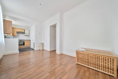 Reception/Kitchen