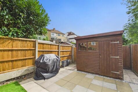 CAM03457G0-PR0029-STILL034.jpg