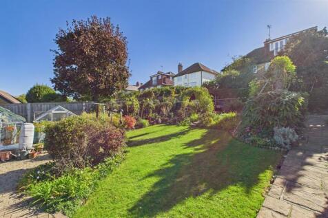 CAM03457G0-PR0034-STILL017.jpg