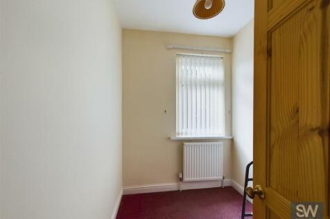 CAM01395G0-PR0153-STILL005.jpg