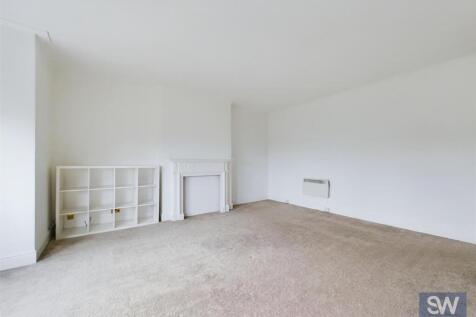 CAM01395G0-PR0152-STILL002.jpg