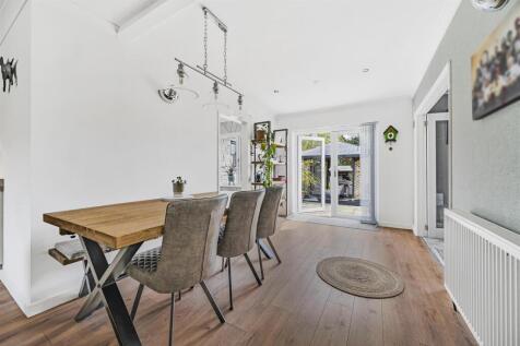 Dining Area - Main Residence.jpg