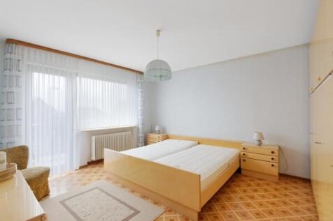 bedroom2 1st floor