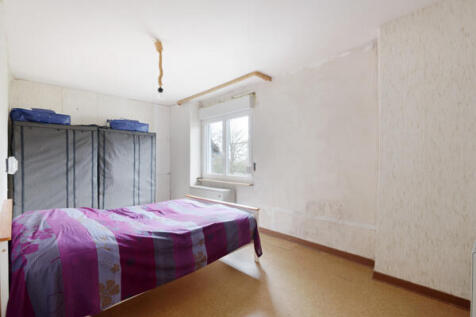 bedroom 1st floor