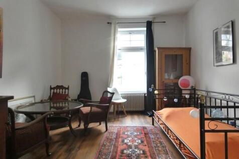 Apt. right ground floor