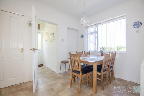 Breakfast Room