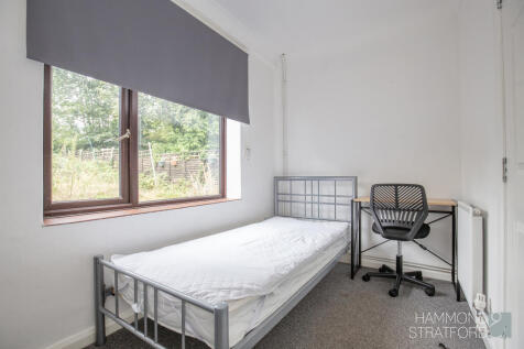 Lounge/4th Bedroom