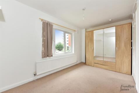 Caretakers Flat (1).JPG