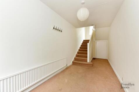 Caretakers Flat (10).JPG