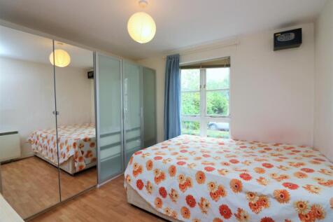 Wheat Sheaf Close.JPG