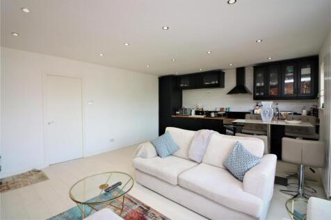 Barnfield Place.JPG