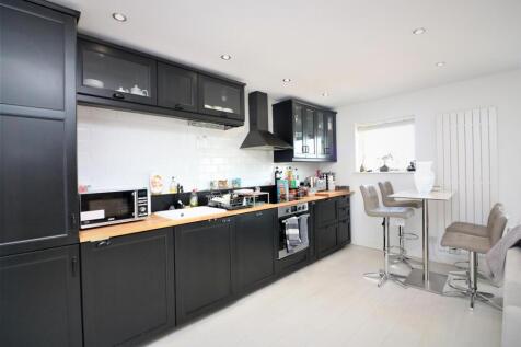 Barnfield Place.JPG
