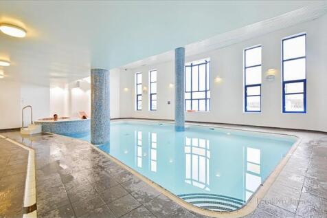 11 Mercury Court-10-700.jpg