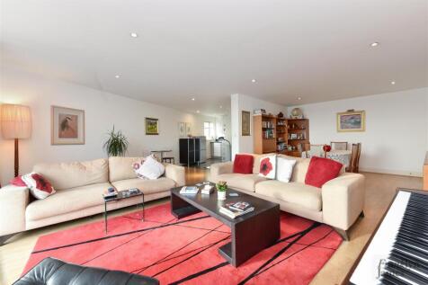 Galaxy Building (11).JPG