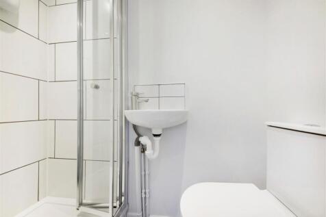 Flat-9-1-stanwick-road-W14-bathroom-shot.jpg