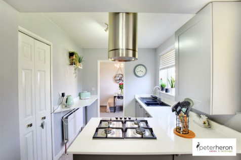 Breakfasting Kitchen