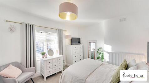 Bedroom 1 (front)