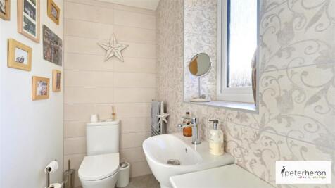 Cloakroom/WC