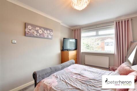 Bedroom 1 (front)
