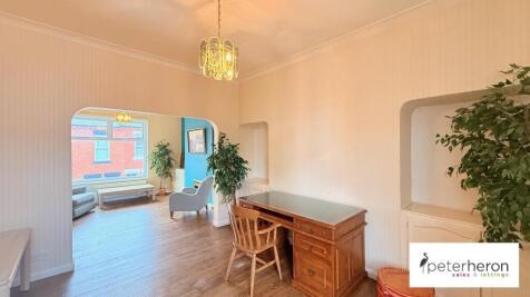 Dining Room/Lounge