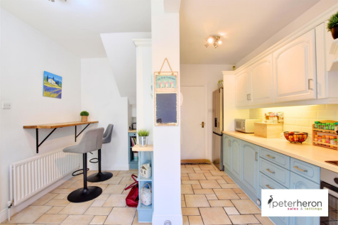 Breakfasting Kitchen