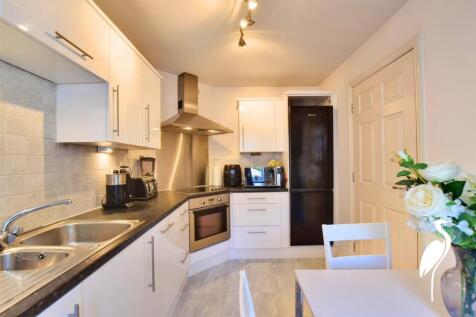Breakfasting Kitchen