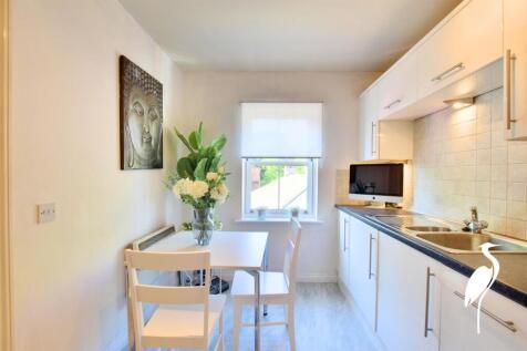 Breakfasting Kitchen