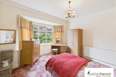 Bedroom 1 (front)